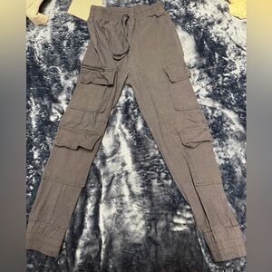 Unbranded navy blue size M cargo joggers.